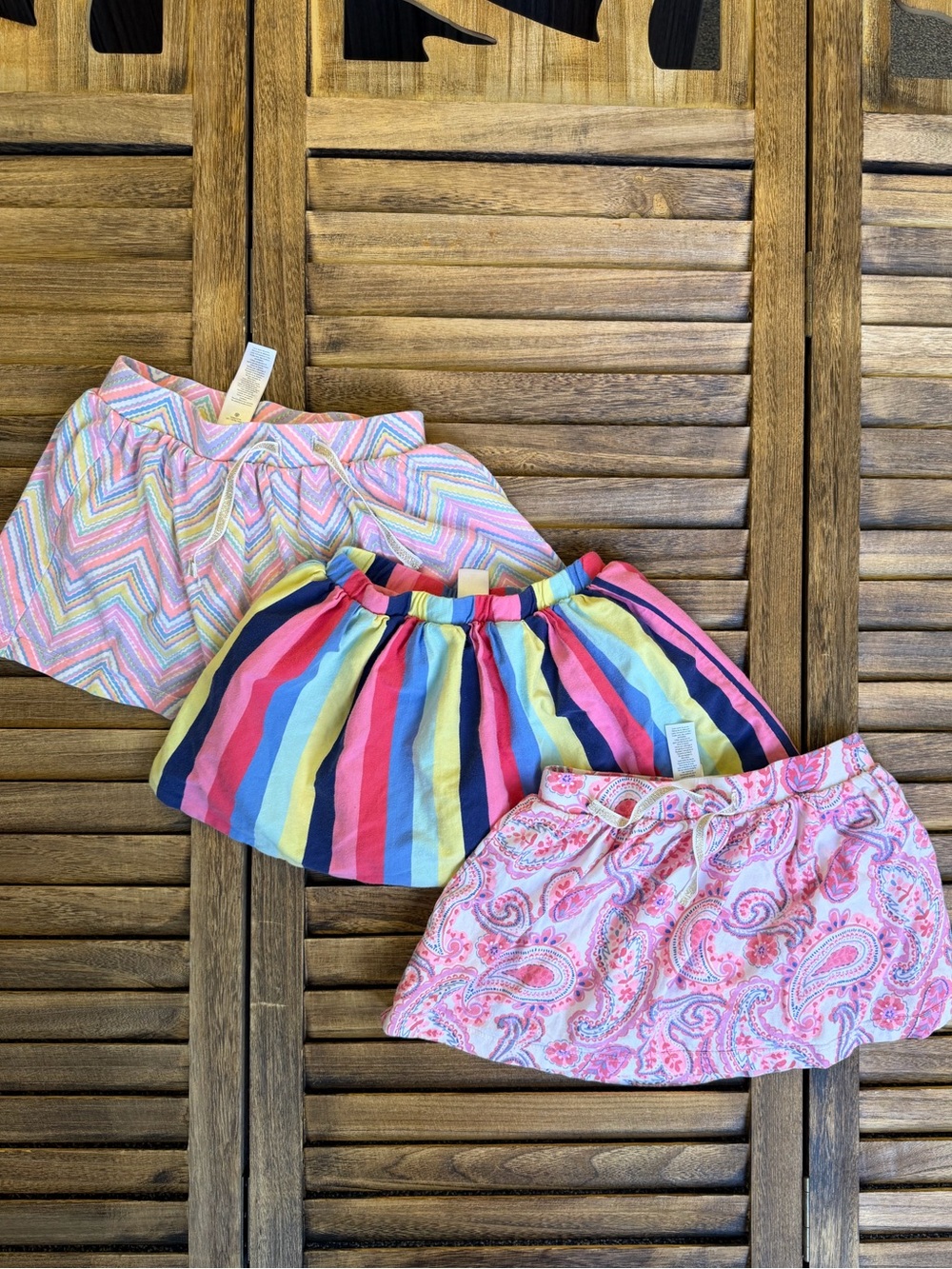 OshKosh B'gosh Girls' Pink, Blue, Yellow Stripe & Paisley Skirt Skort 5T Bundle